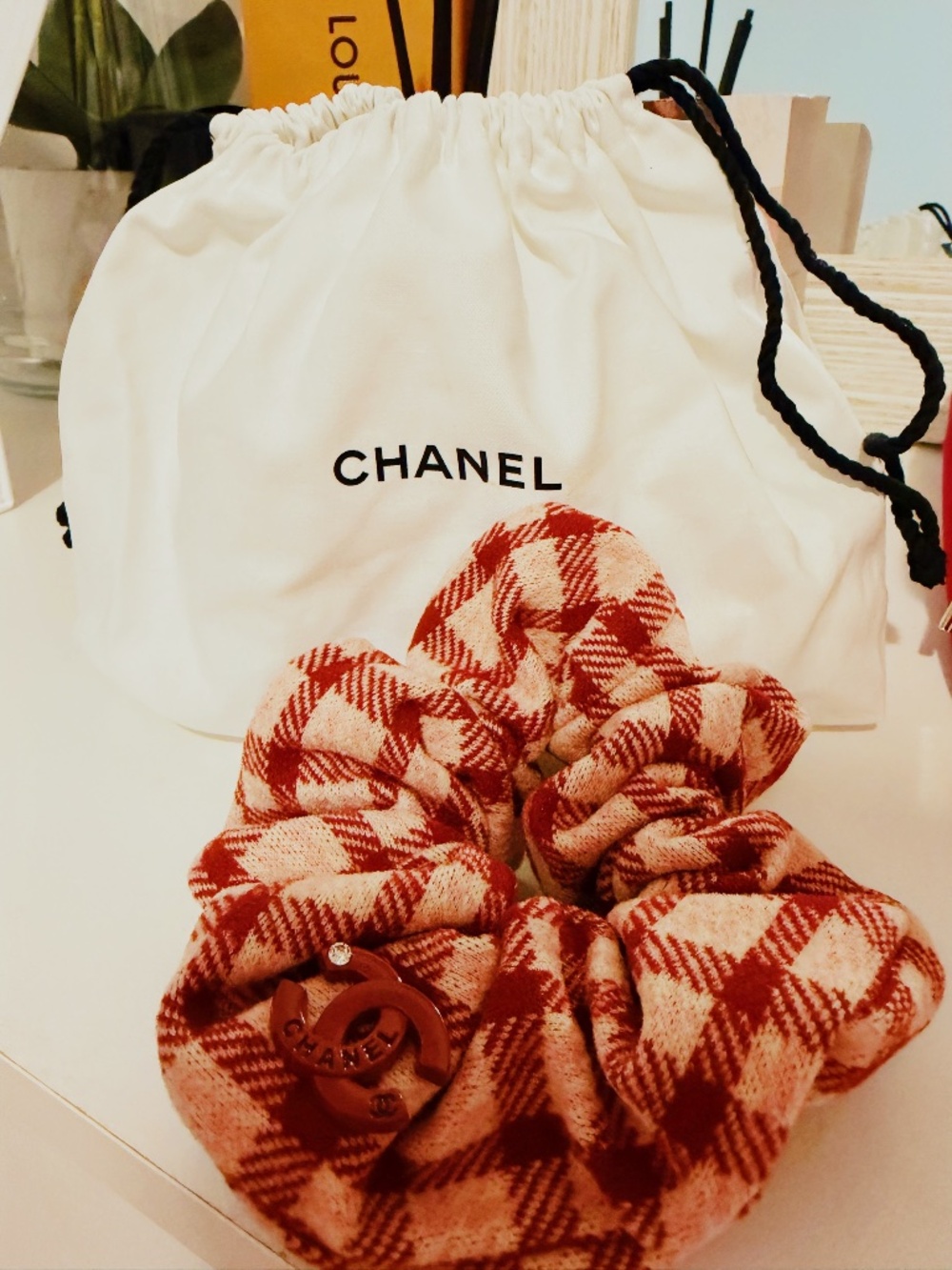 Chanel hai band